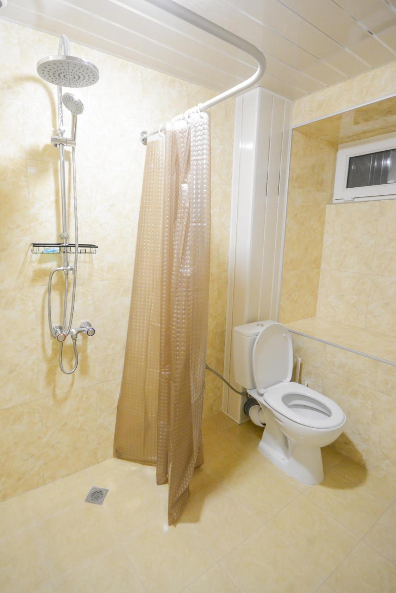 Eleven - 11 Hotel Yeghegnadzor Екстериор снимка