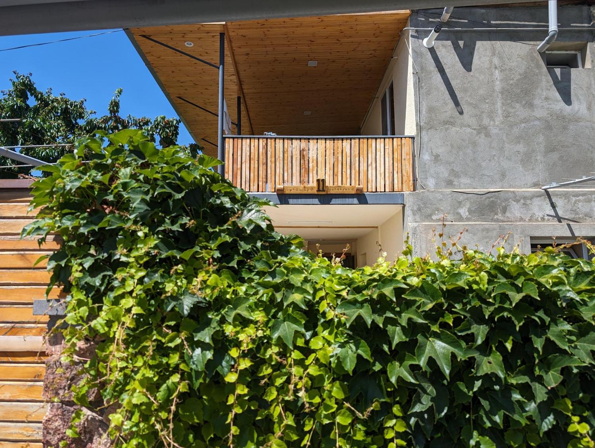 Eleven - 11 Hotel Yeghegnadzor Екстериор снимка
